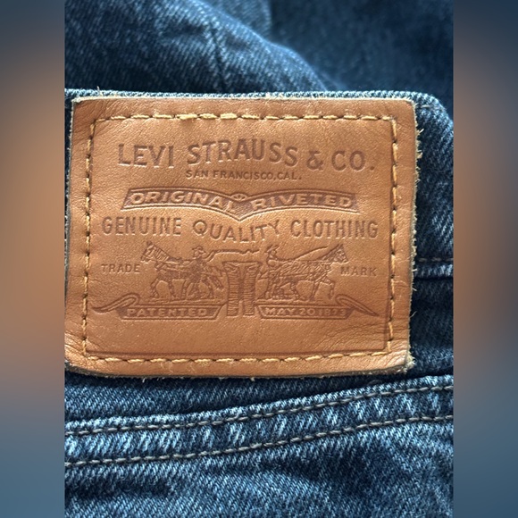 Levi’s Wedgie Straight Premium Jeans Dark Wash High Rise Denim Size 29 - Picture 9 of 12